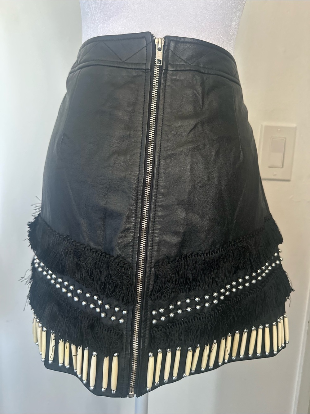 Nasty Gal NWOT Genuine Leather Easy Rider Fringed Beaded Mini Skirt Black L - Picture 8 of 10